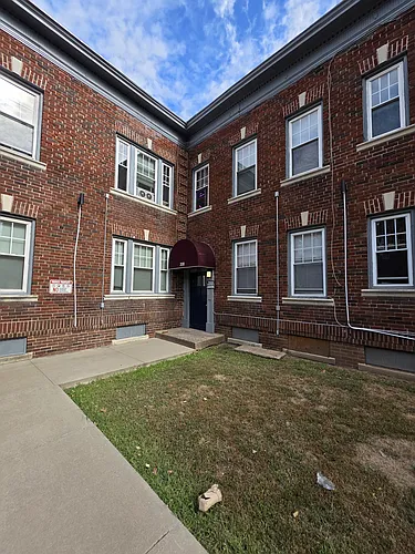 208 Sherman Ave Photo 1
