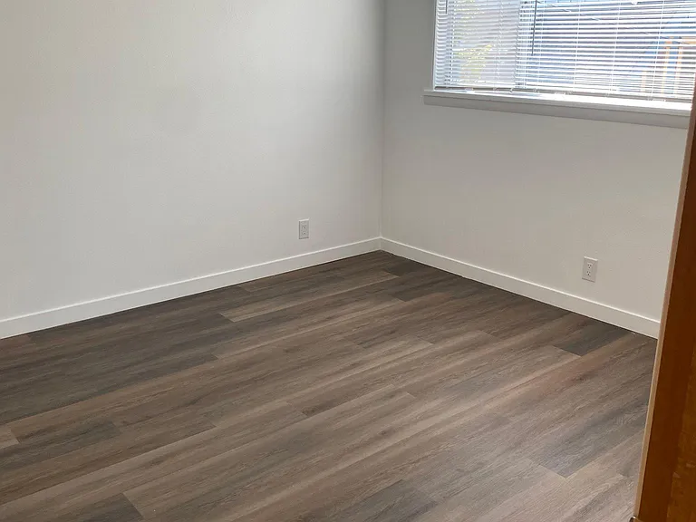 4217 E McGilvra St #6 — Photo 13