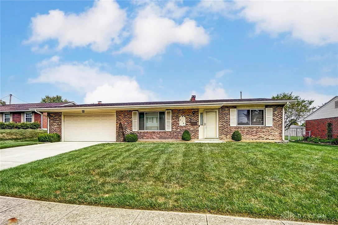 316 Highland Dr photo 1