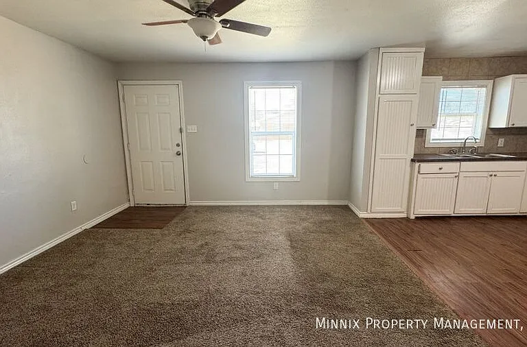 755 W Knox St #FS-1 — Photo 22