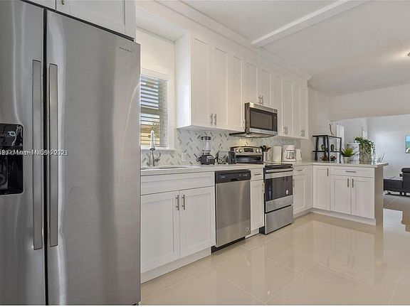 5th image of 4508 NW 1st Ave