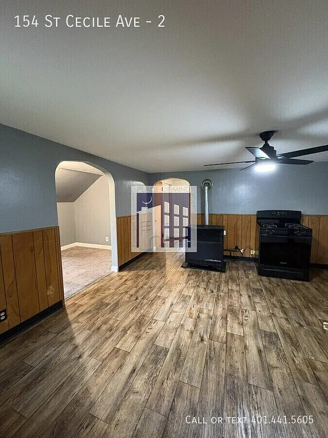2 Bed/1 bath on 2nd floor for $1500 — Photo 4