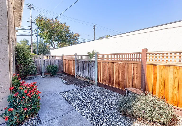 6 W Homestead Rd — Photo 11