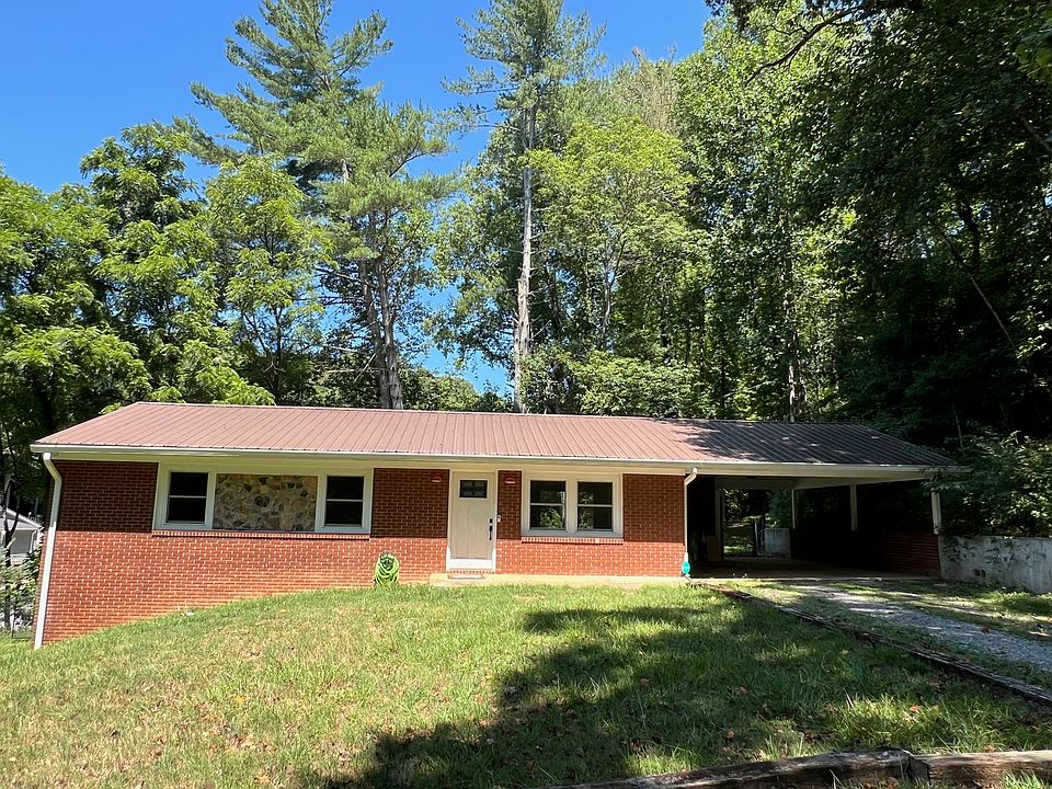 1st image of 326 Prospect Dr