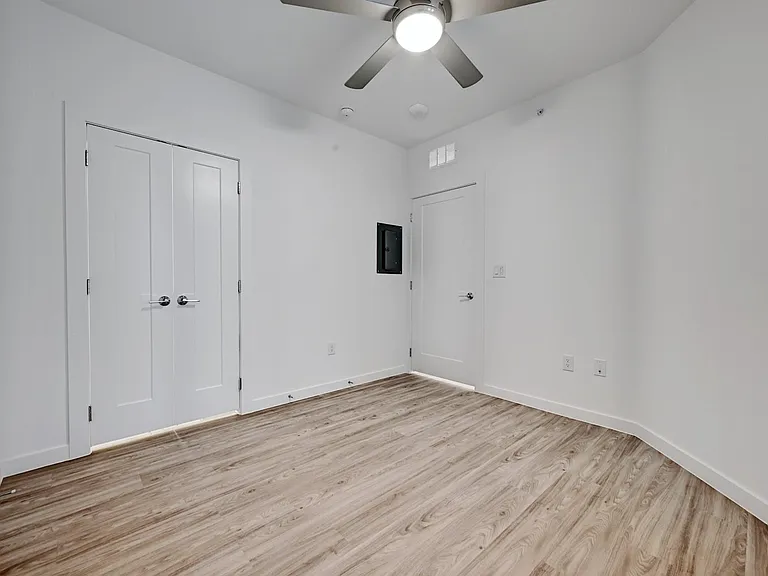 4801 Springdale Rd #1204 — Photo 17