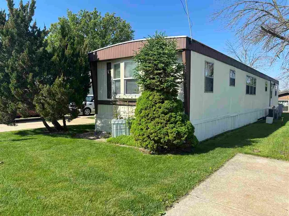 169 Kohawk St SW, Cedar Rapids, IA 52404