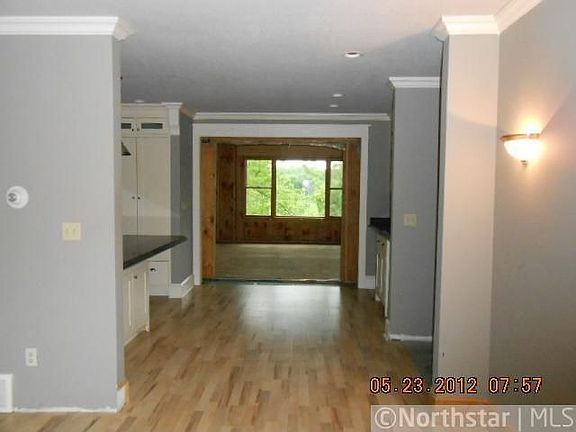 3rd image of 5910 Peony Ln N