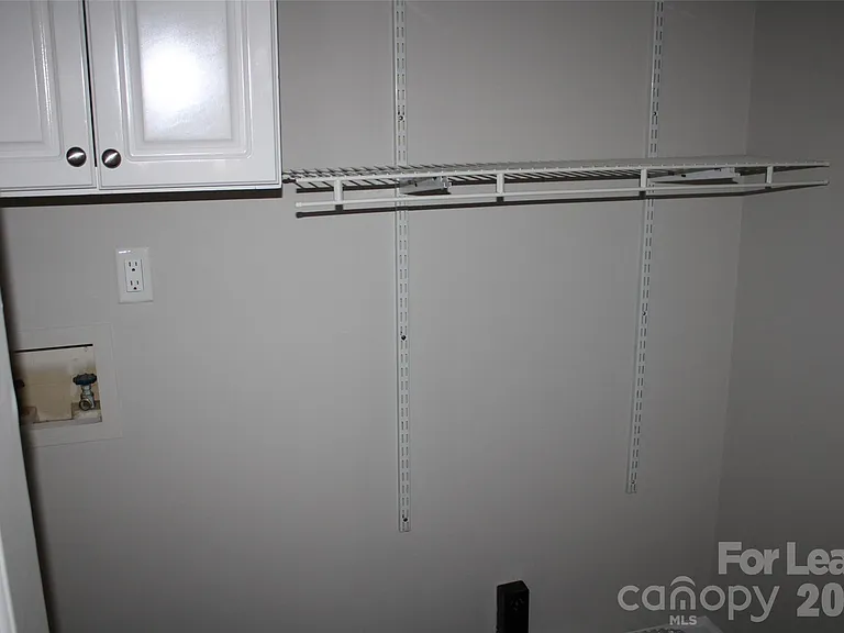 2212 Crosswinds Ct — Photo 22