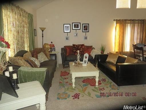 3rd image of 1632 Santoni Ln