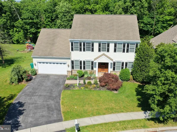 2450 Raleigh Rd, Hummelstown, PA 17036
