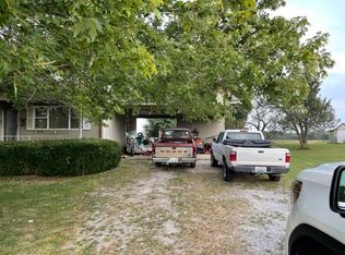 6030 Binns Mill Rd, Herndon, KY 42236