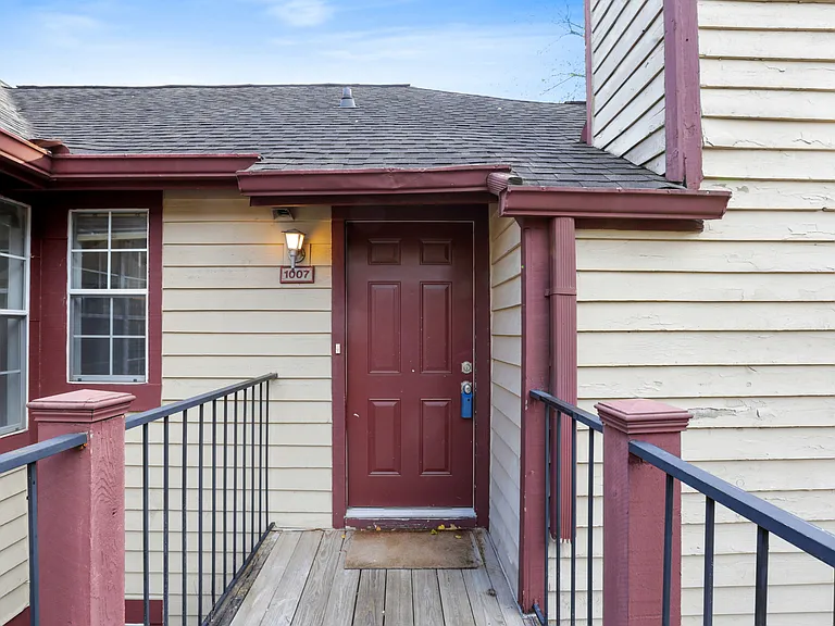 1007 Sandy Lane Dr — Photo 27