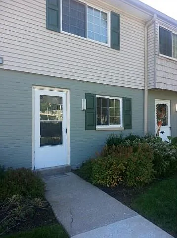 Rustic Village Apartments & Townhomes — Photo 7