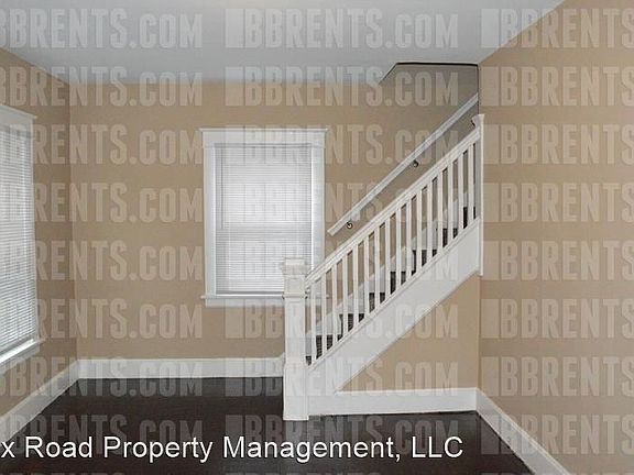 3rd image of 502 Charles St