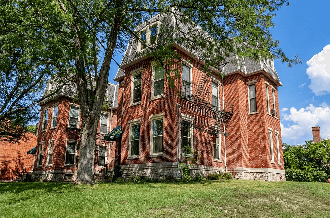 2154-2156 Sinton Avenue — Photo 3