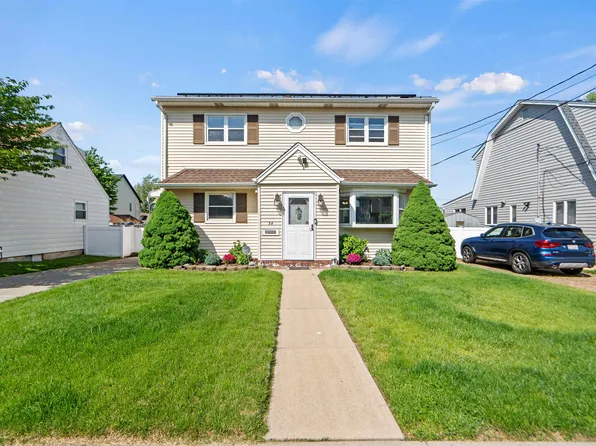 34 Lotz Hill Rd, Clifton, NJ 07013