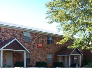 4001 Mable St APT 11, Hattiesburg, MS 39401