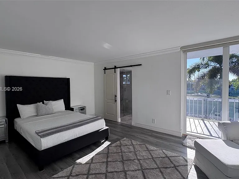 903 NE 27th Ave #903 — Photo 39