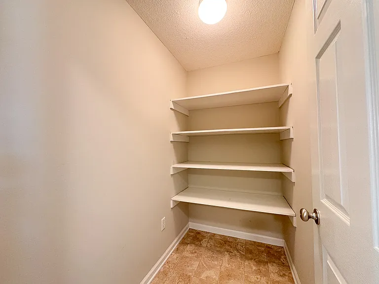 1159 Bartlett Dr — Photo 15