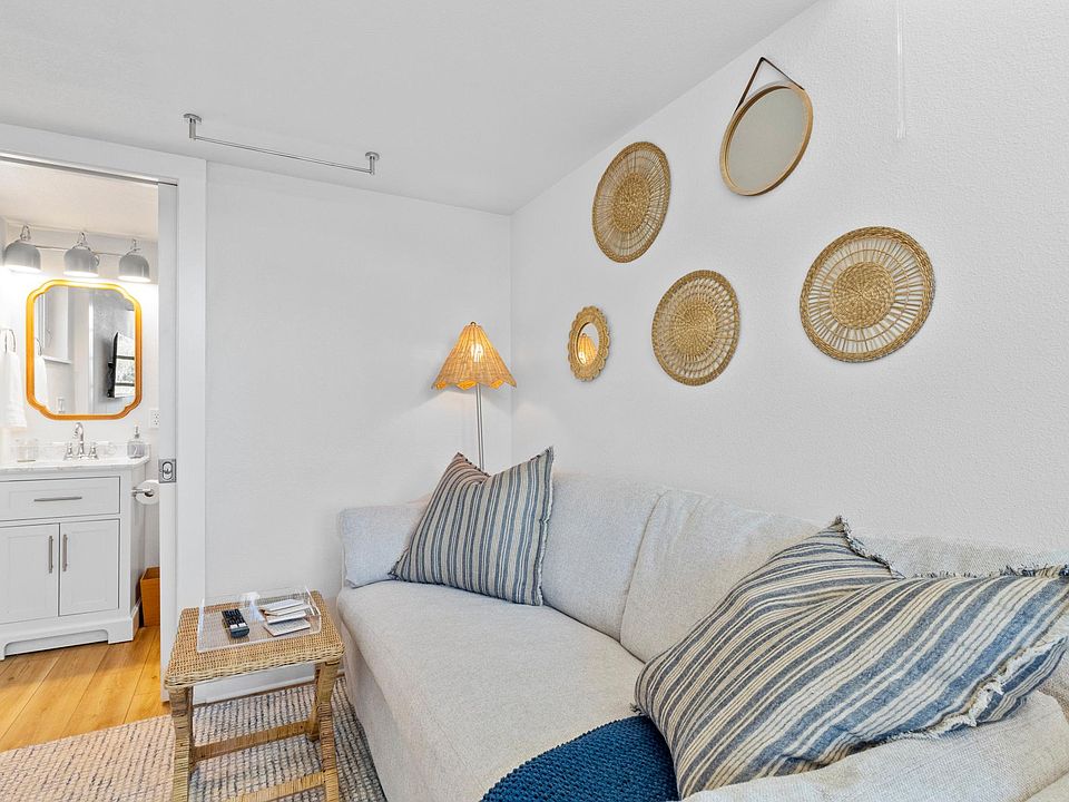 Low level lighting for a relaxing ambiance in the living room