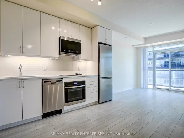 38 Annie Craig Dr, Toronto, ON