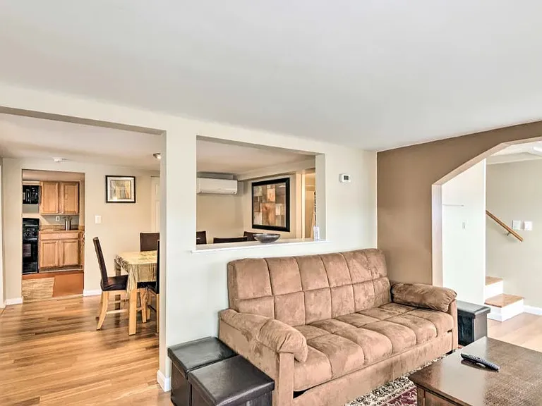 26 Plymouth St — Photo 3