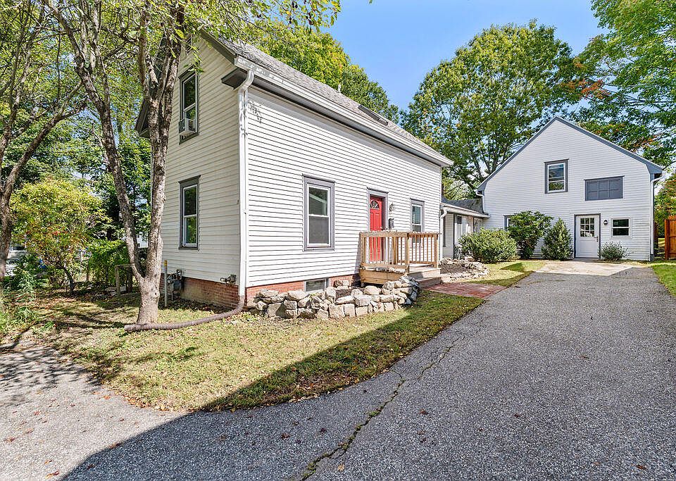 1st image of 257 Allen Avenue