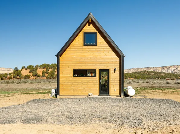 6205 N Johnson Canyon Rd, Kanab, UT 84741