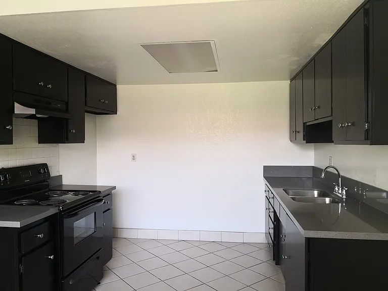 411 S Orange Ave #F — Photo 5
