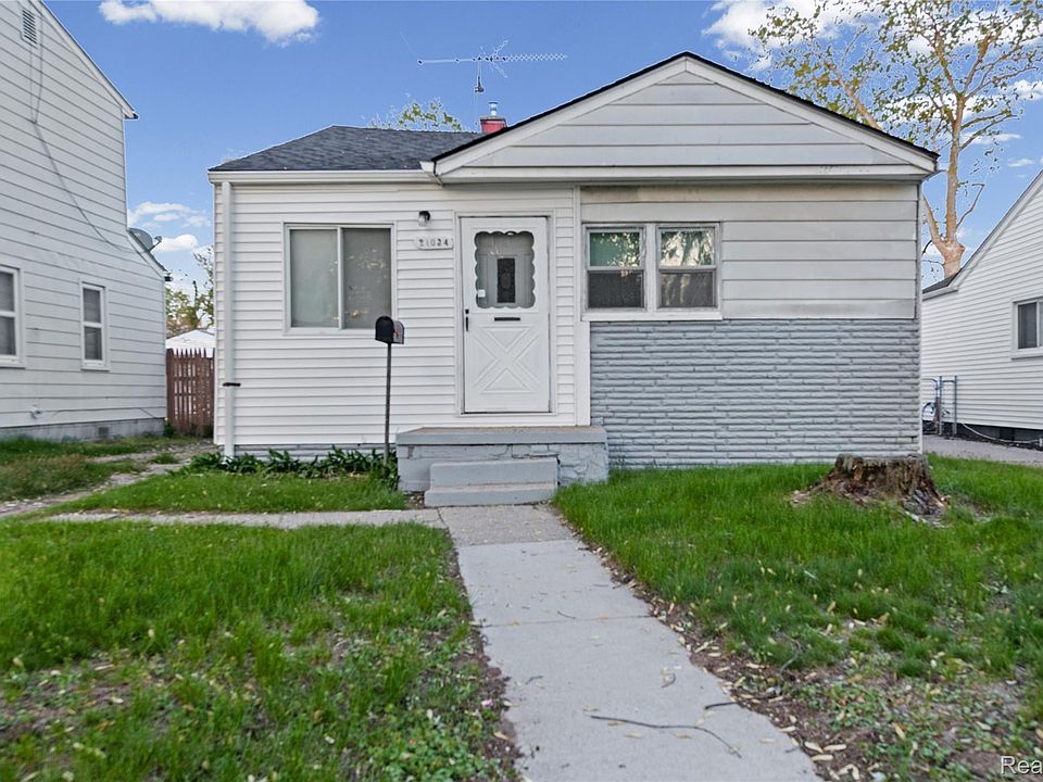 1st image of 21034 Audrey Ave