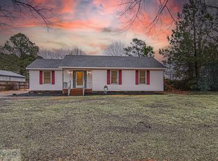 104 Sparrow Ct, Pikeville, NC 27863