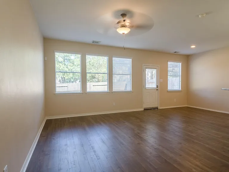 6303 Veranda Green Trl — Photo 7