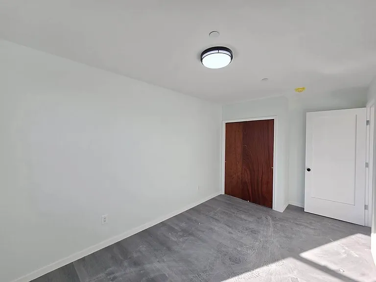 7910 4th Ave #2F — Photo 9