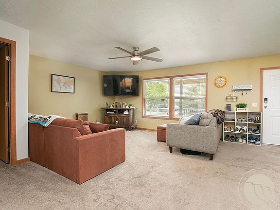 5th image of 3505 Howard Ave