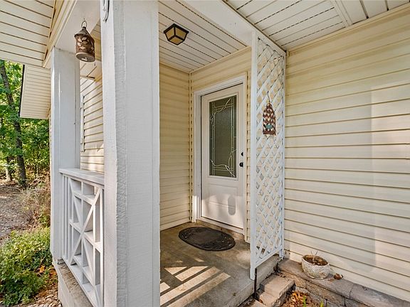 4th image of 9 Folkingham Ln