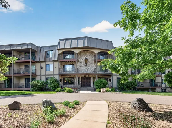 2200 Nevada Ave S APT 206, Saint Louis Park, MN 55426