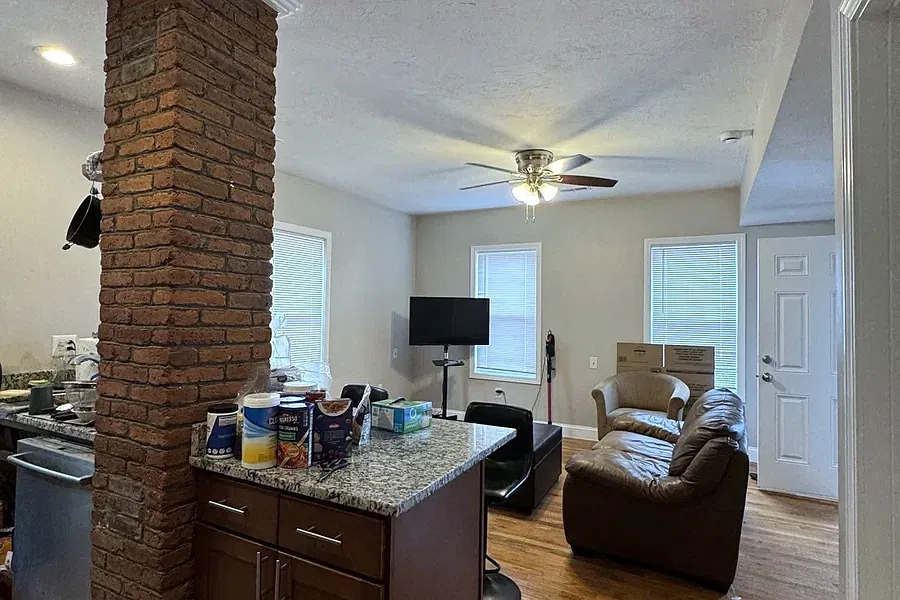 4 bed, $3,300 — Photo 2