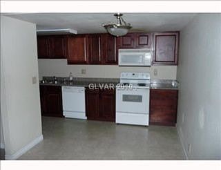 4th image of 5062 River Glen Dr Unit 153