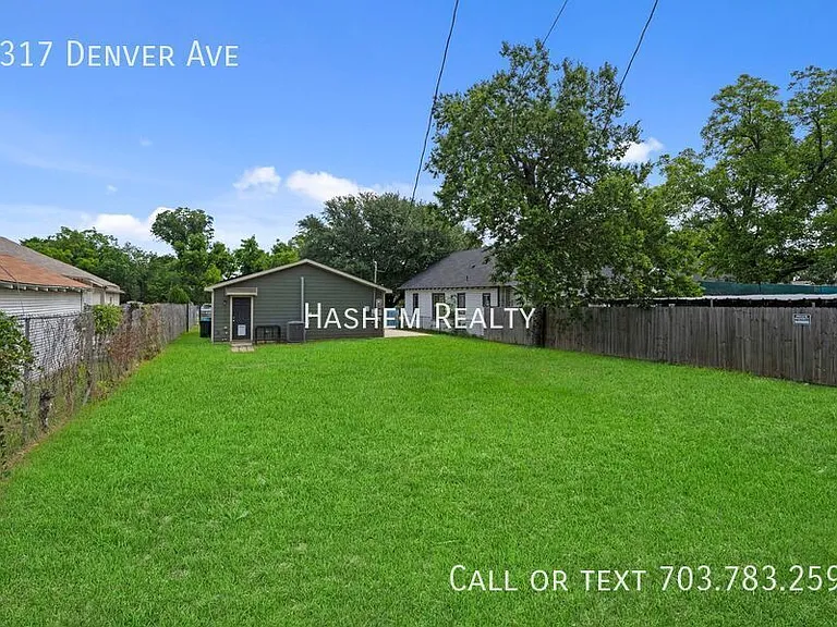 1317 Denver Ave — Photo 13
