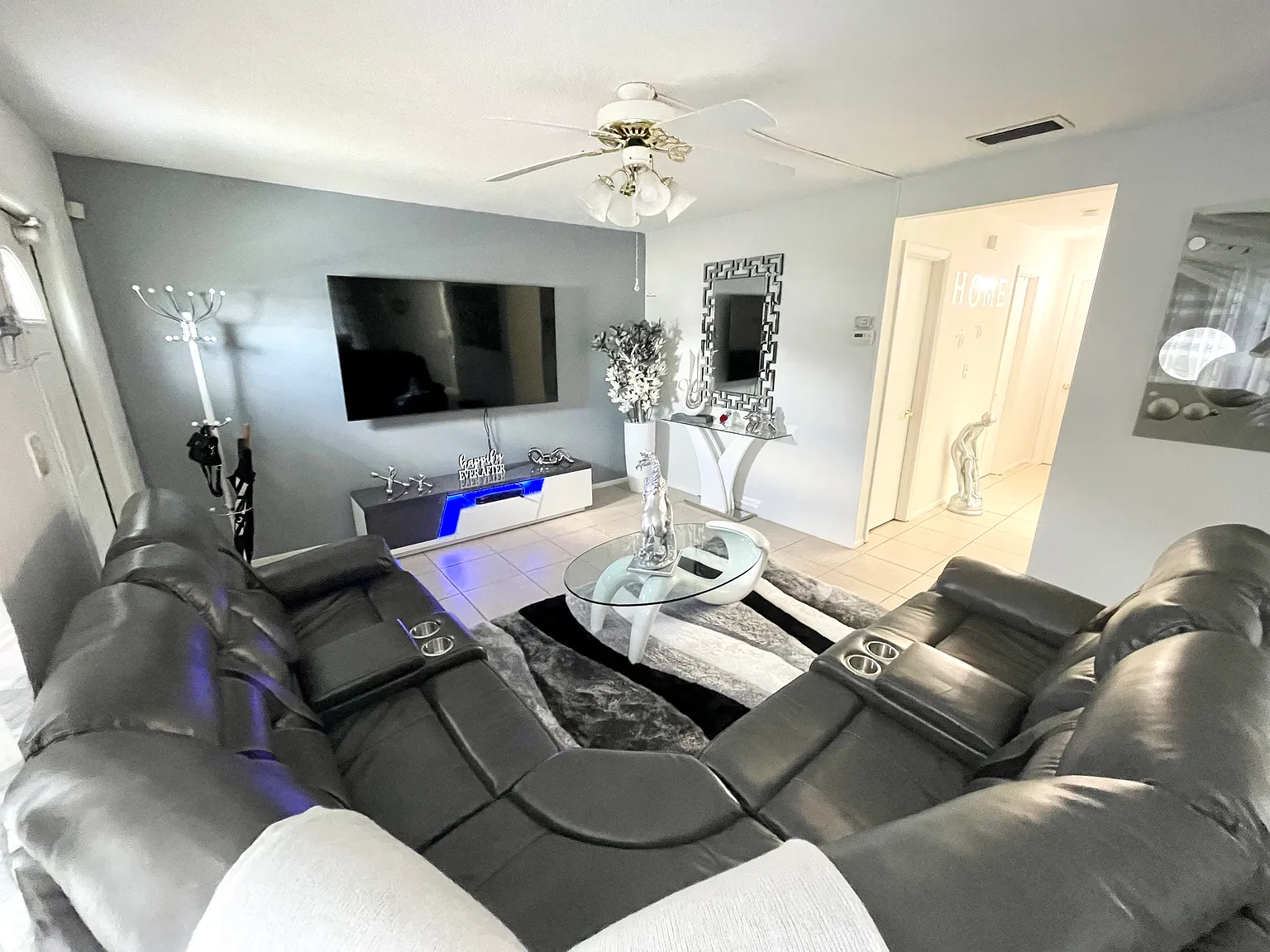 2 bed, 962 sqft, $1,300 — Photo 3