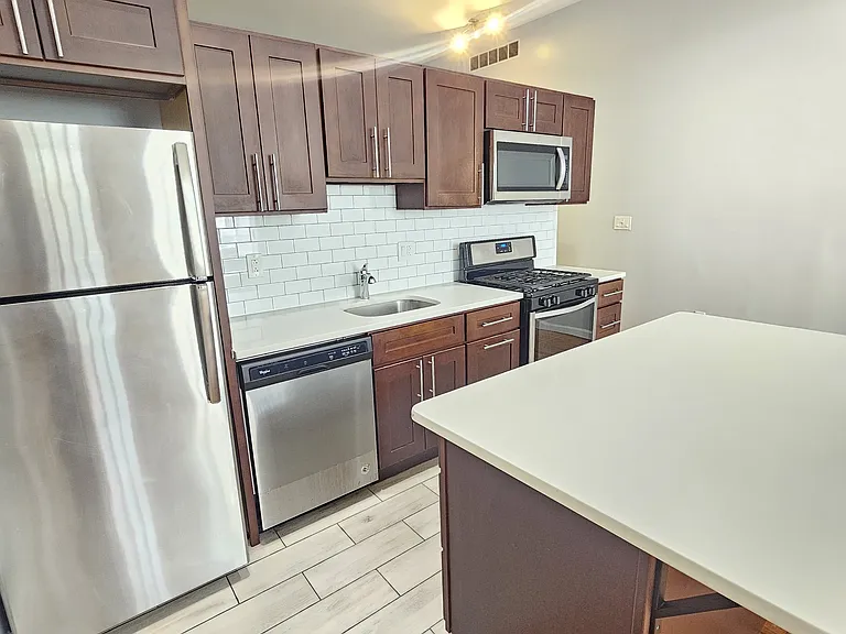 930 E Passyunk Ave — Photo 8