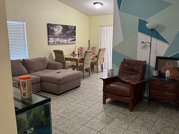 3rd image of 5992 Branch Dr #1