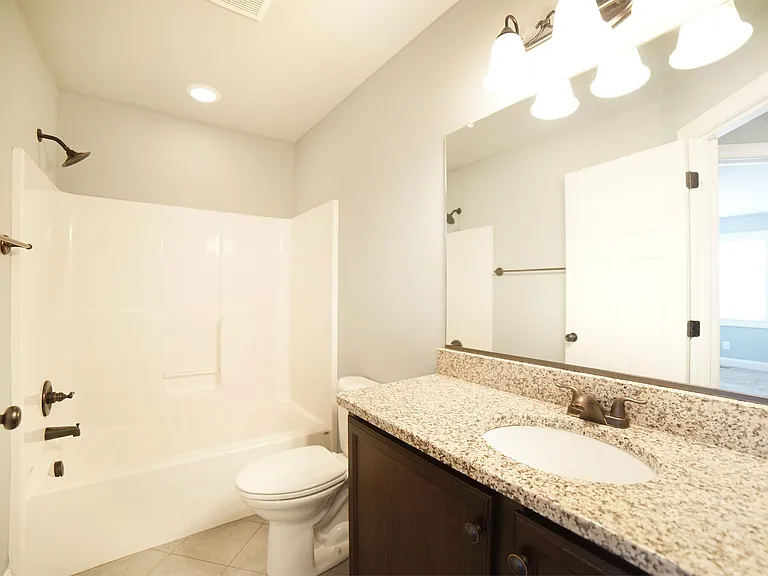 118 Capital St #1 — Photo 5