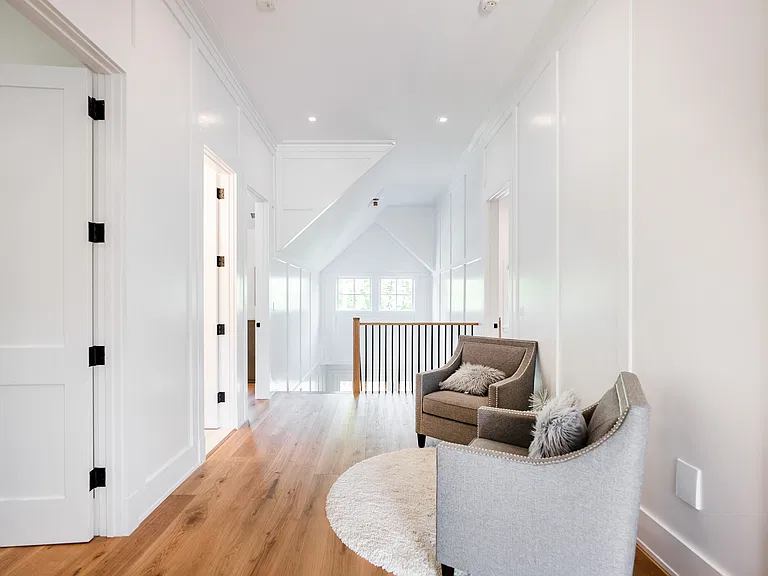 23 South St — Photo 19