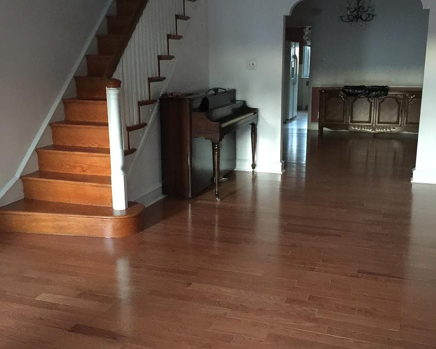 1st image of 3423 Oakmont St