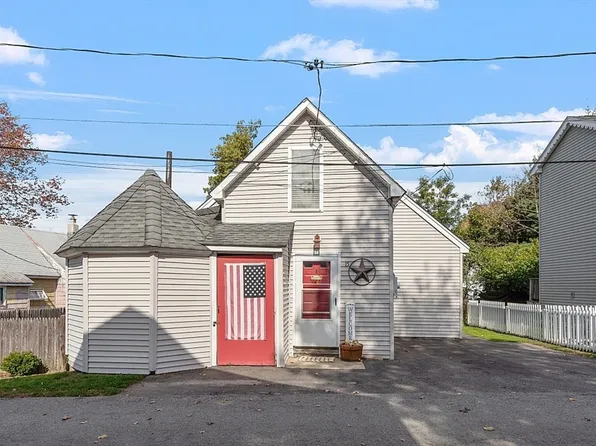 15 Myrtle Ave, Sterling, MA 01564