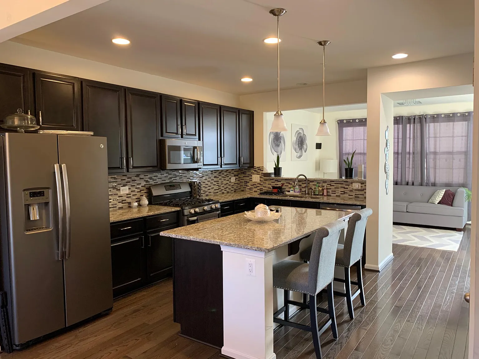 7527 Honey Locust Ln — Photo 3