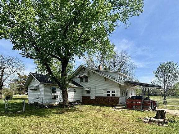 5th image of 2376 Jayhawk Rd