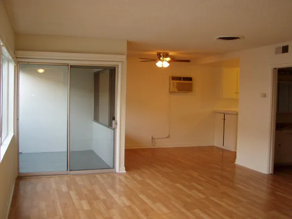 18300 Napa St APT F, Northridge, CA 91325