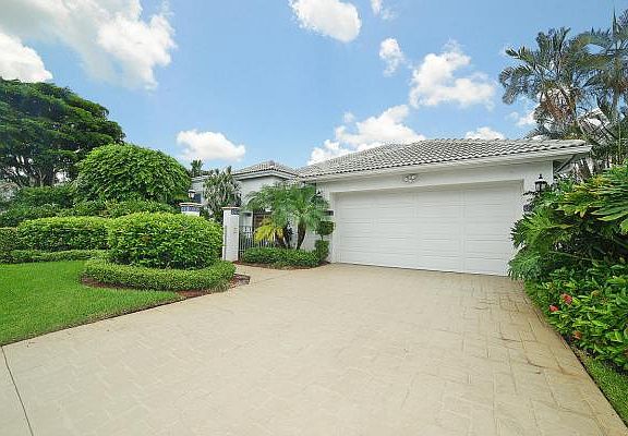 Home For Sale In Broken Sound Country Club
